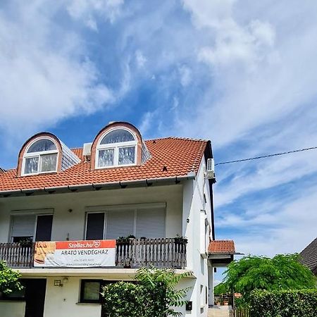 Hotel Arató Vendégház Pécs Exterior foto